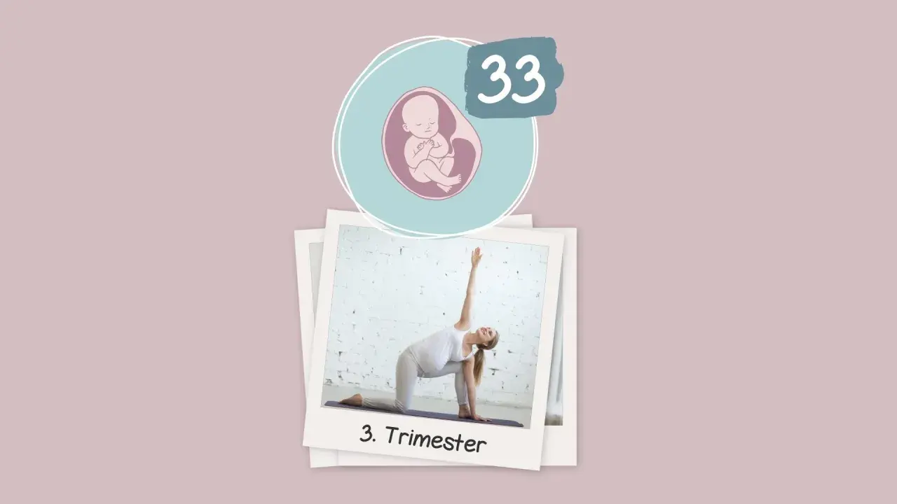 Schwangerschaftswoche 33: Eine schwangere Frau in Yoga-Pose im 3. Trimester.