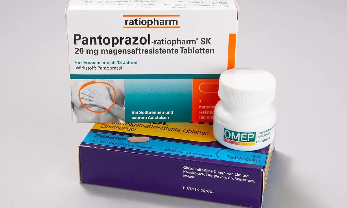 Pantoprazol-ratiopharm und Omeprazol-Hexal. Trotz dieser Medikamente wird die Gastritis nicht besser.